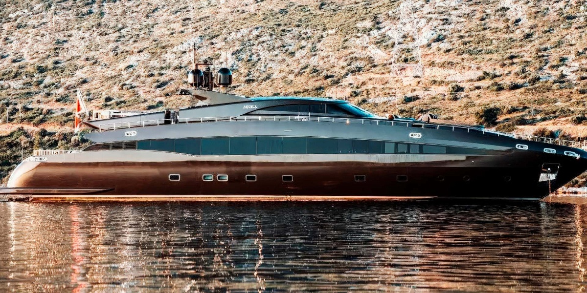 Аренда мега яхты BAGLIETTO 136 Aquila в Греции